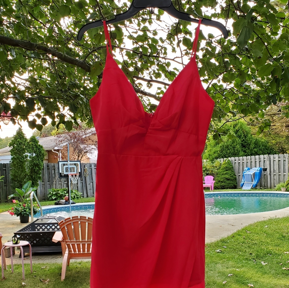 White Closet "high low" dress. Size large. NWOT